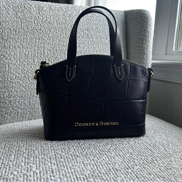 Purple Dooney Croc crossbody purse - Picture 2 of 7